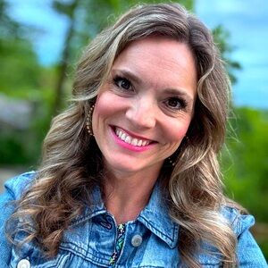 Meet your Posher, Lorien